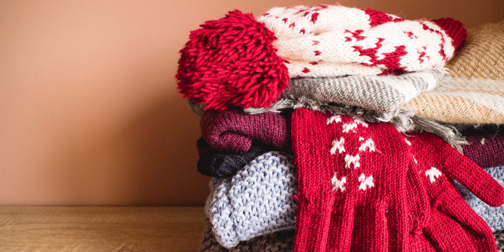 Famous Celebrities Who Love Knitting